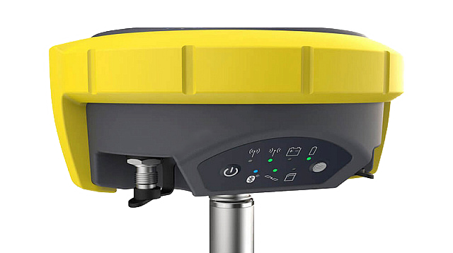 GNSS-приемник GeoMax Zenith40 Rover (GSM) xPad Ultimate GO
